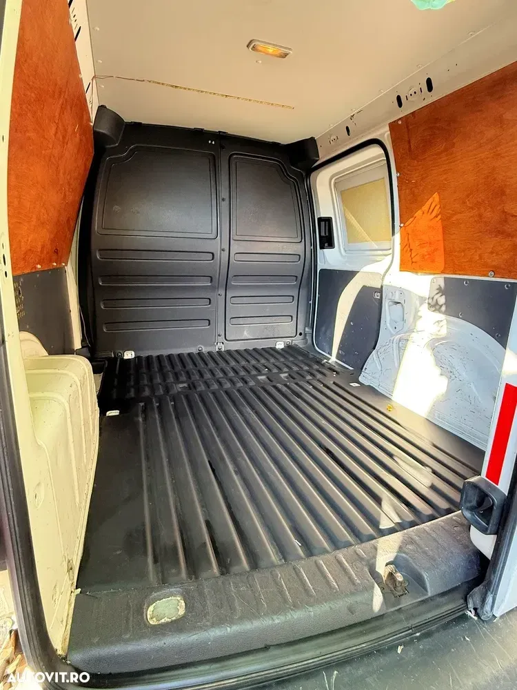 Volkswagen Caddy 2.0 TDI 4Motion — imagine 4