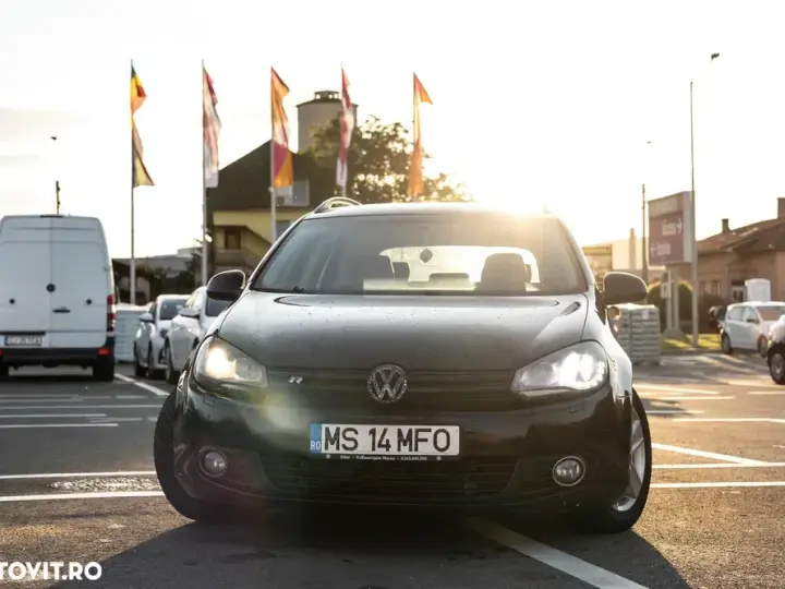 Volkswagen Golf VI 1.6 TDI BlueMotion Technology DPF Trendline DSG