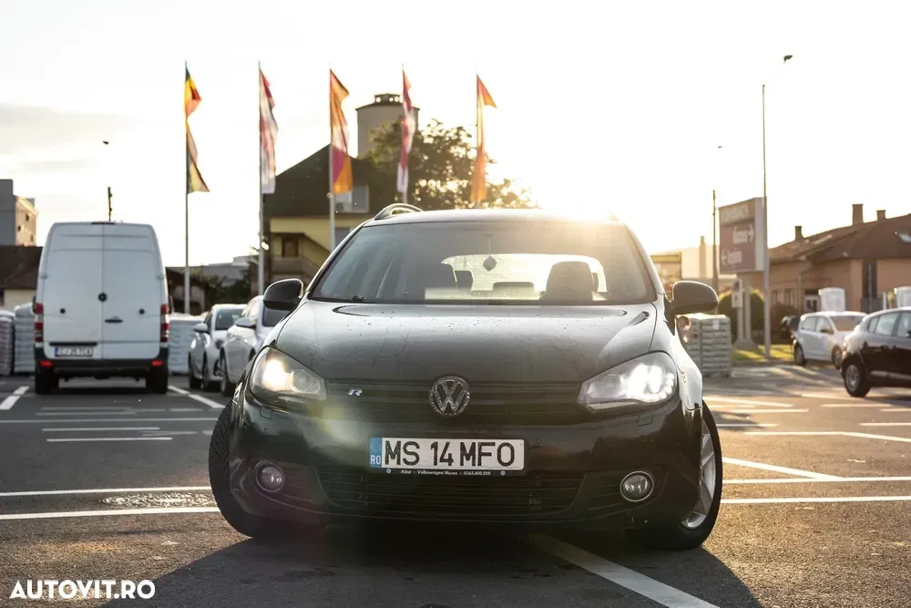Volkswagen Golf VI 1.6 TDI BlueMotion Technology DPF Trendline DSG — imagine 5