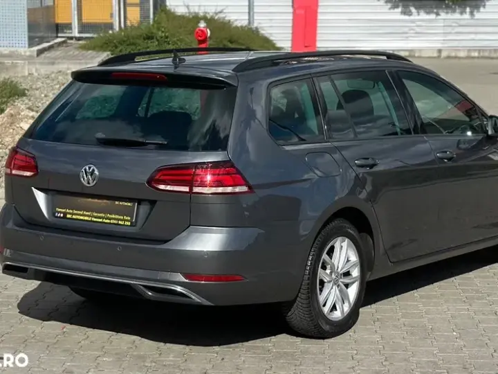 Volkswagen Golf VII 1.6 TDI Highline