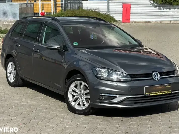 Volkswagen Golf VII 1.6 TDI Highline