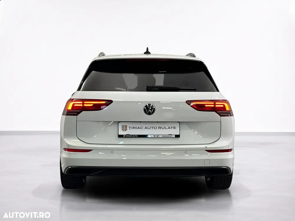 Volkswagen Golf — imagine 4