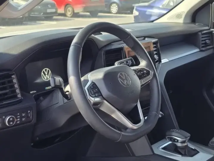 Volkswagen Amarok 2.0 TDI 205 CP 4M 10AT Life