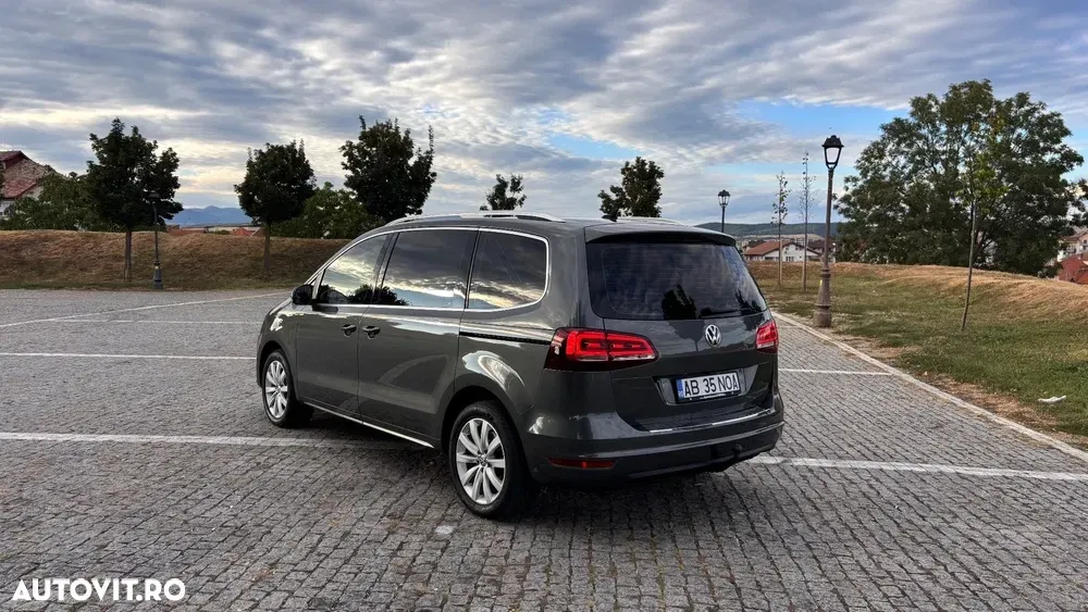 Volkswagen Sharan II 2.0 TDI DSG 4MOTION Highline — imagine 5