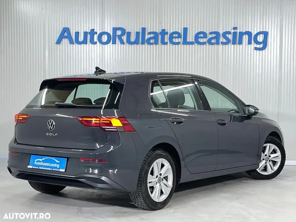 Volkswagen Golf VIII 1.0 TSI Life — imagine 3