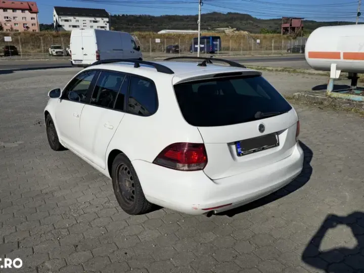 Volkswagen Golf VI 1.6 TDI DPF Trendline