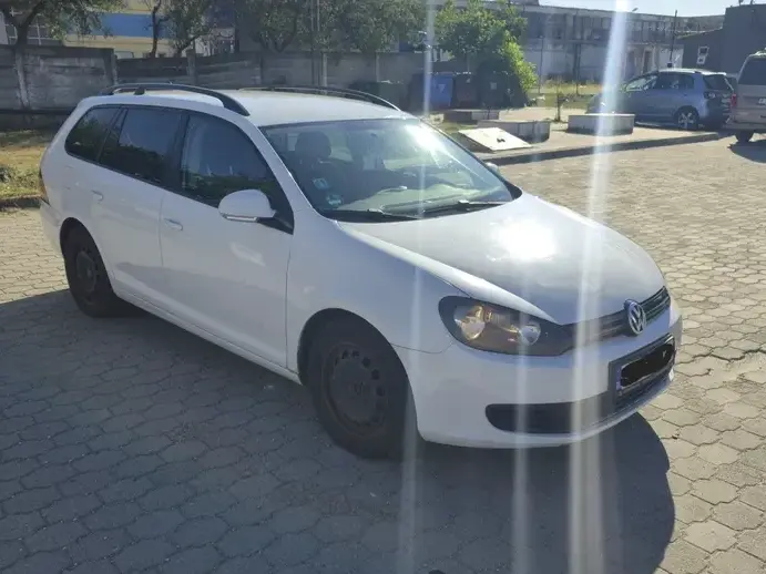 Volkswagen Golf VI 1.6 TDI DPF Trendline