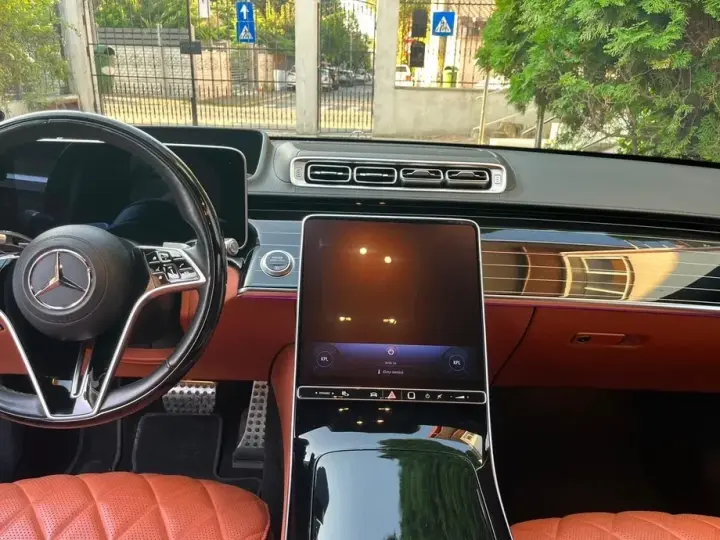 Mercedes-Benz S W223