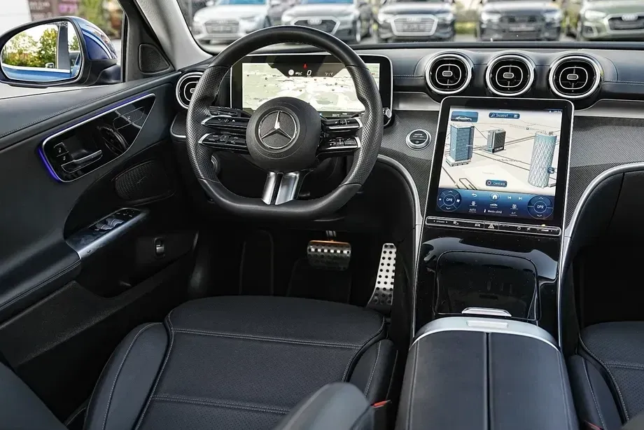 Mercedes-Benz C 200 d 9G-TRONIC AMG Line — imagine 4