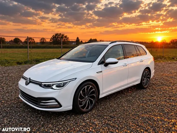 Volkswagen Golf VIII 2.0 TDI SCR DSG Style