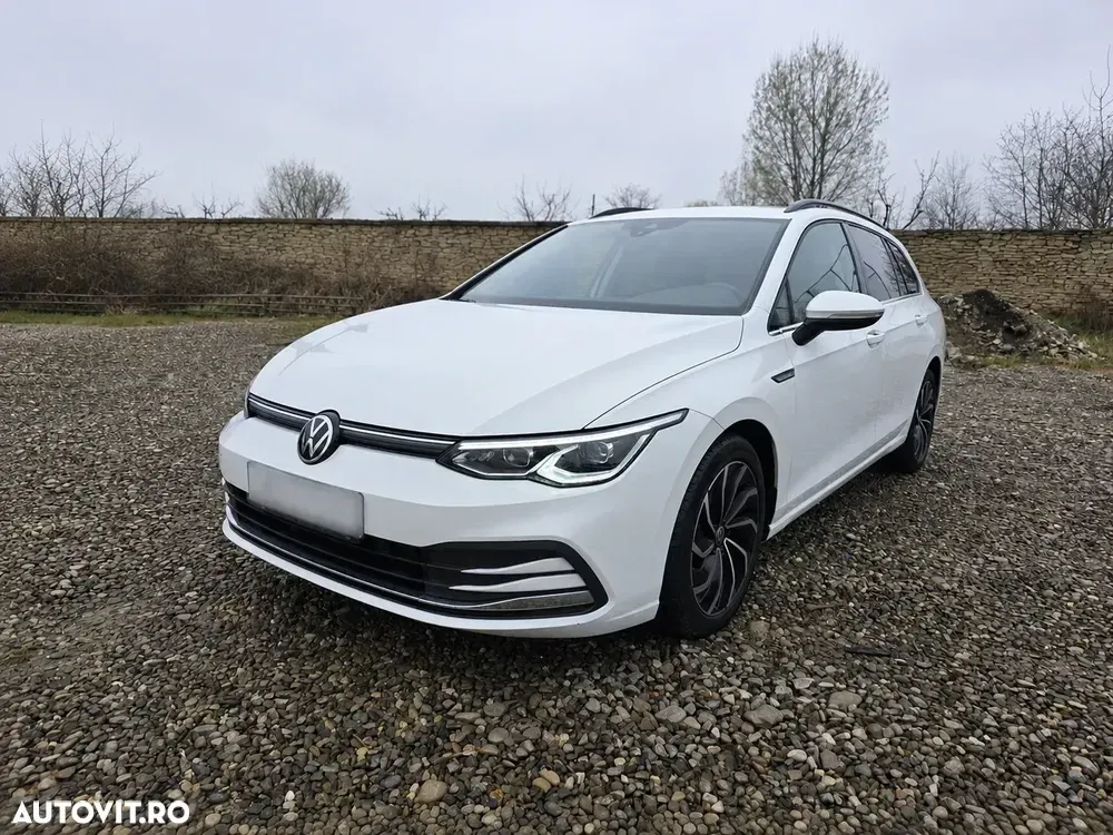 Volkswagen Golf VIII 2.0 TDI SCR DSG Style — imagine 3