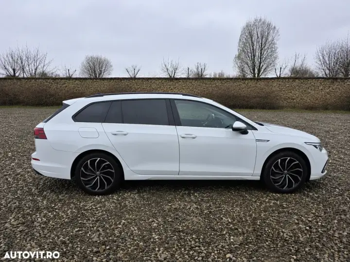 Volkswagen Golf VIII 2.0 TDI SCR DSG Style