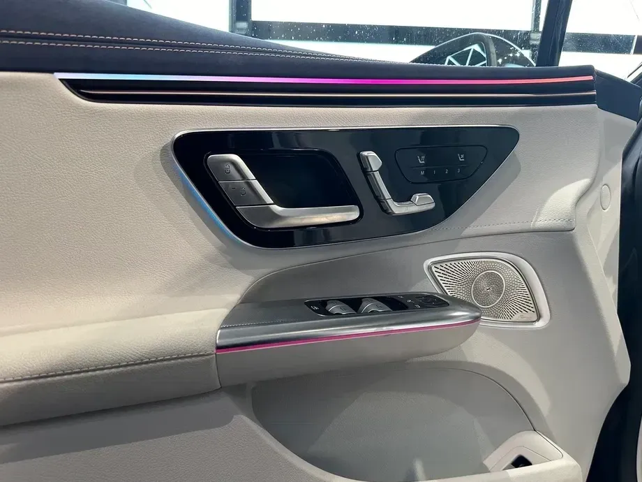 Mercedes-Benz EQE AMG 43 4MATIC — imagine 6