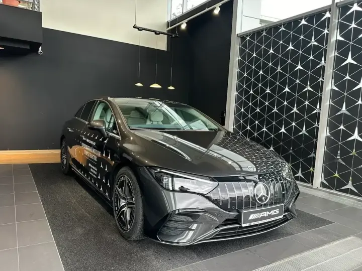 Mercedes-Benz EQE AMG 43 4MATIC
