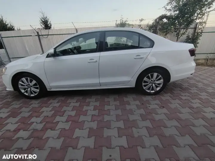 Volkswagen Jetta A6 2.0 TDI Comfortline