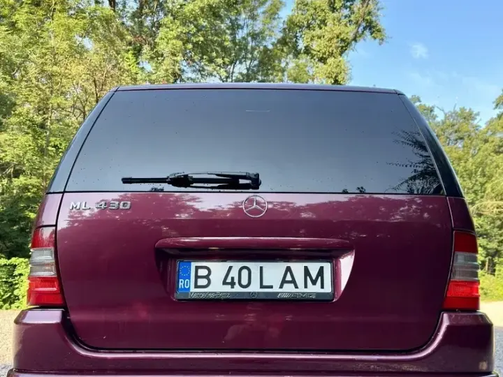 Mercedes-Benz ML W163