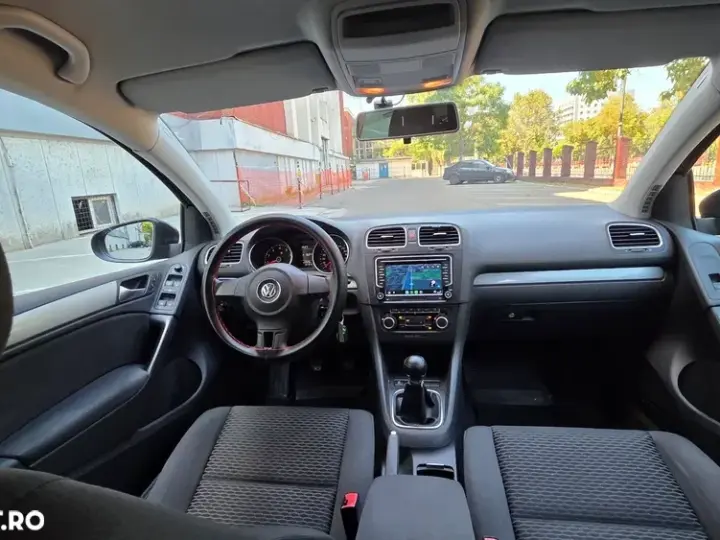 Volkswagen Golf VI