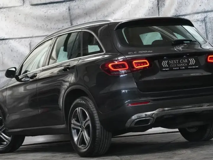 Mercedes-Benz GLC 300 de 4Matic 9G-TRONIC