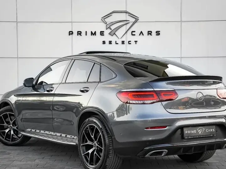 Mercedes-Benz GLC Coupe 300 e 4Matic 9G-TRONIC AMG Line