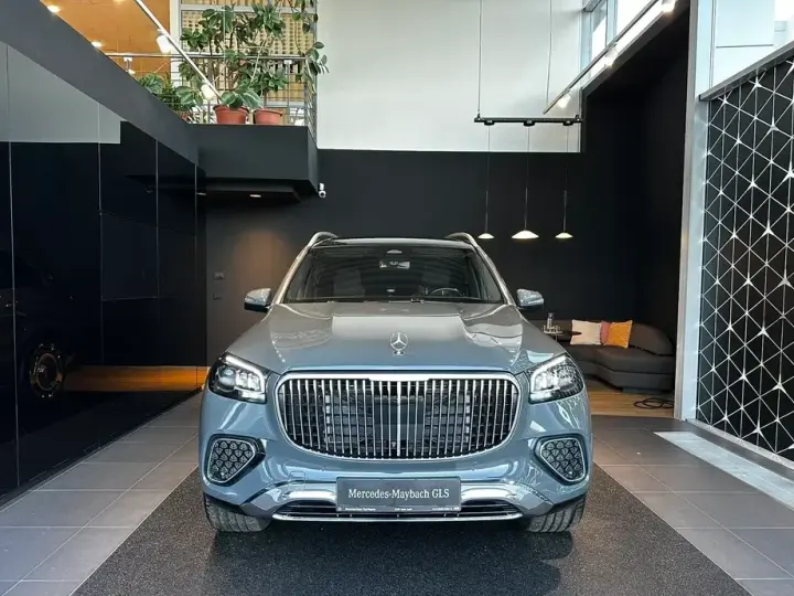 Mercedes-Benz GLS Maybach 600 4MATIC MHEV