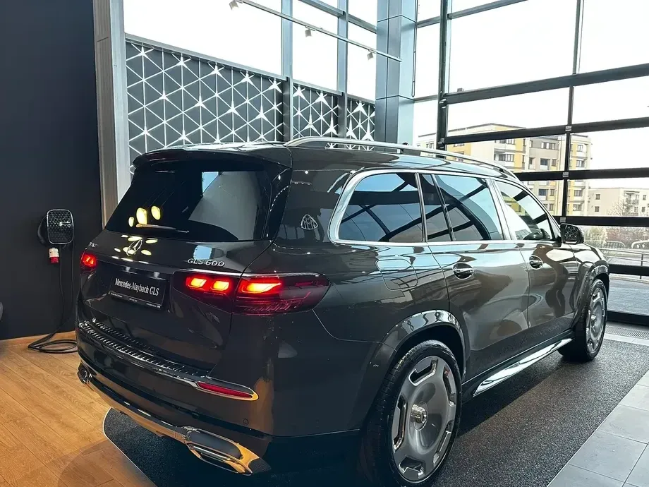 Mercedes-Benz GLS Maybach 600 4MATIC MHEV — imagine 4
