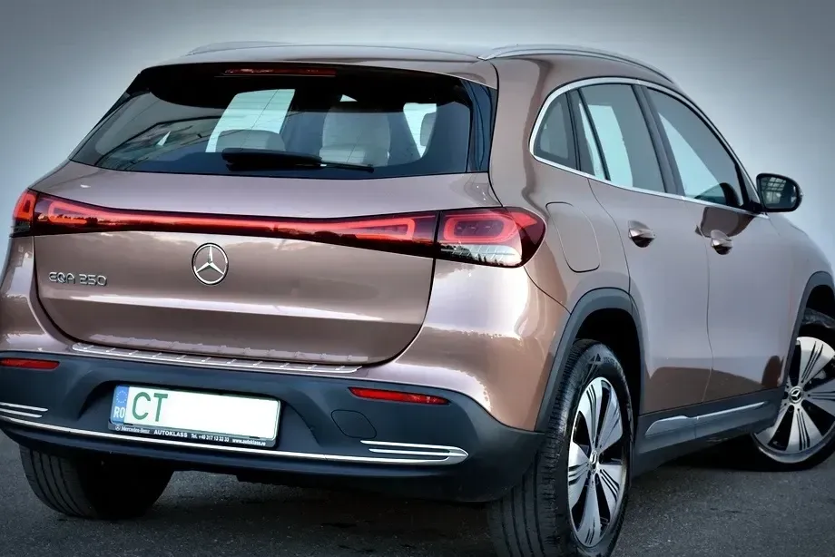 Mercedes-Benz EQA 250 — imagine 6