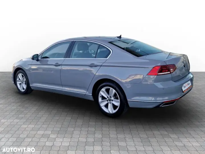 Volkswagen Passat B8 2.0 TDI DSG Highline