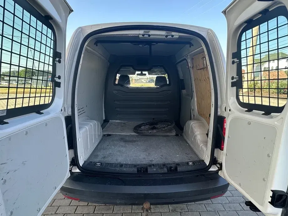 Volkswagen Caddy 2.0 TDI Comfortline DSG — imagine 5