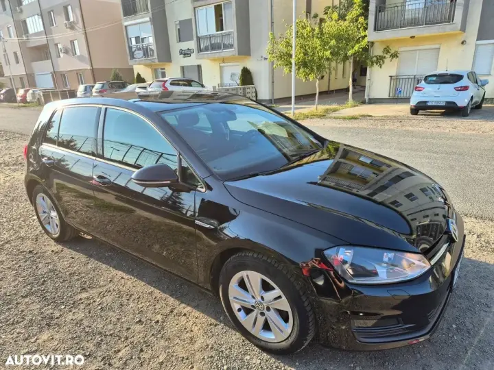Volkswagen Golf VII