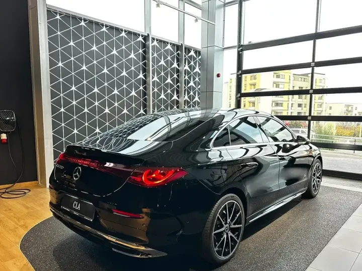 Mercedes-Benz CLA 250+