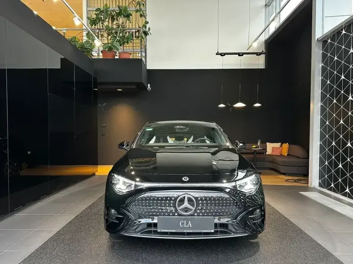 Mercedes-Benz CLA 250+
