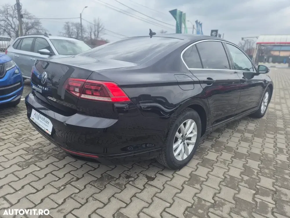 Volkswagen Passat 2.0 TDI DSG Comfortline — imagine 4