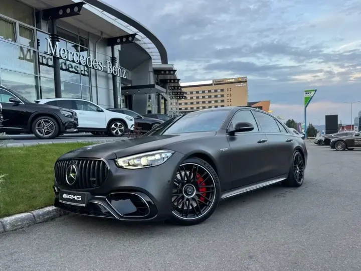 Mercedes-Benz S 63 AMG E Performance AMG Speedshift MCT 9G