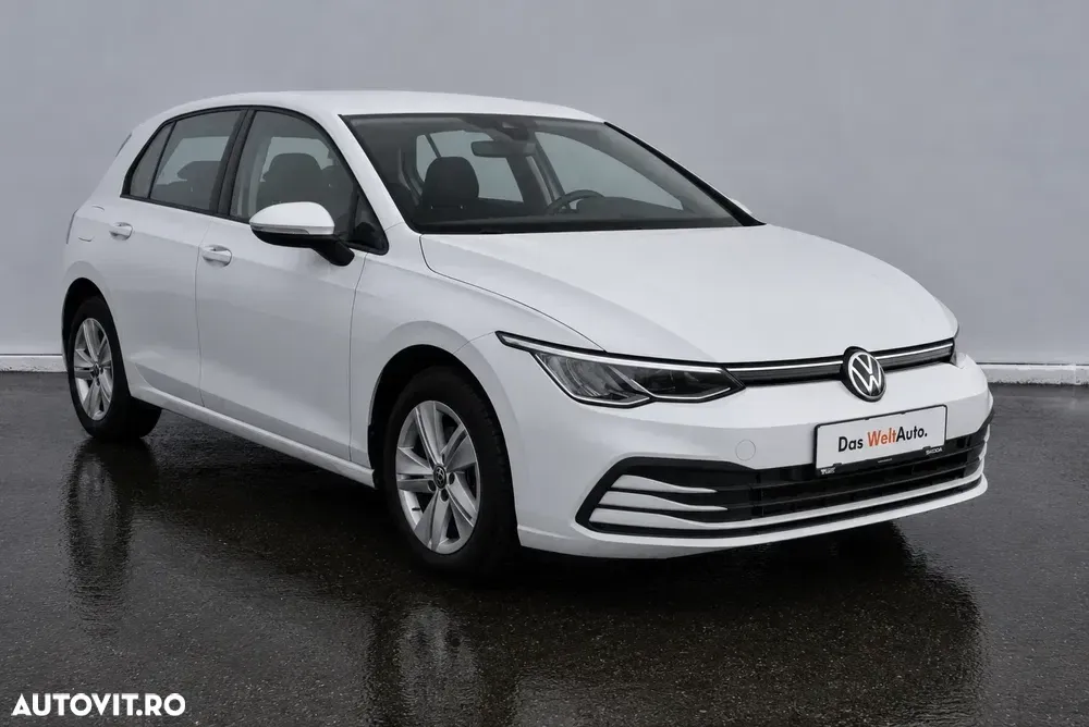 Volkswagen Golf VIII 2.0 TDI Life — imagine 2