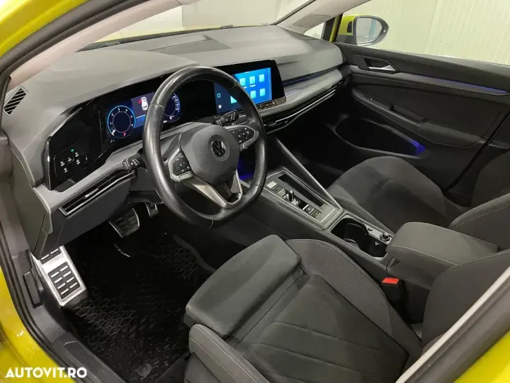 Volkswagen Golf VIII 2.0 TDI DSG Style