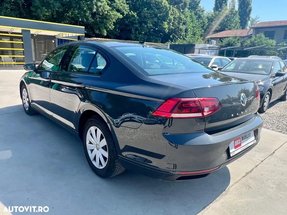 Volkswagen Passat B8 2.0 TDI DSG Trendline — imagine 6
