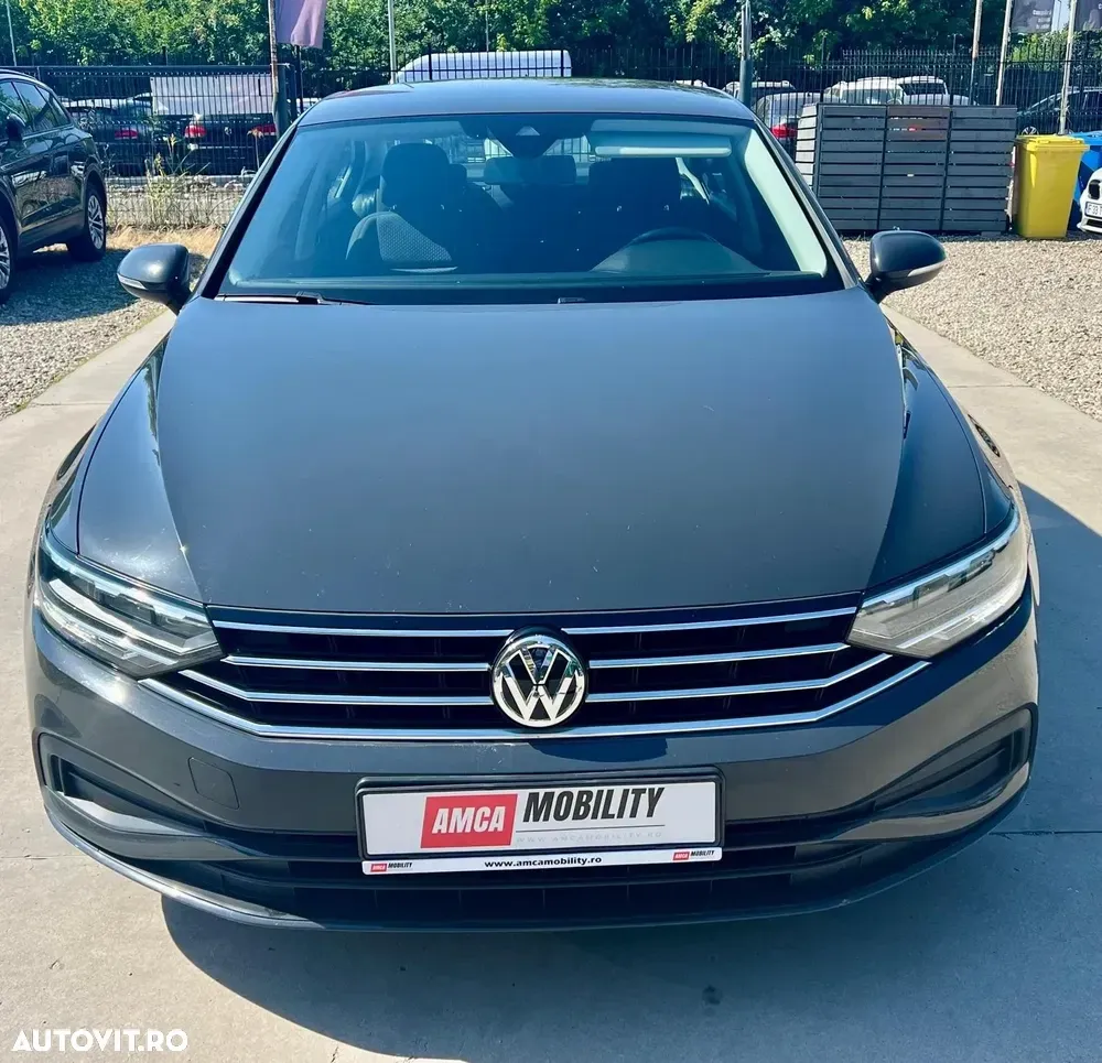 Volkswagen Passat B8 2.0 TDI DSG Trendline — imagine 3