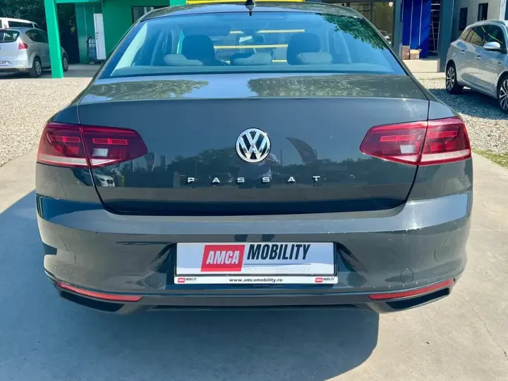 Volkswagen Passat B8 2.0 TDI DSG Trendline