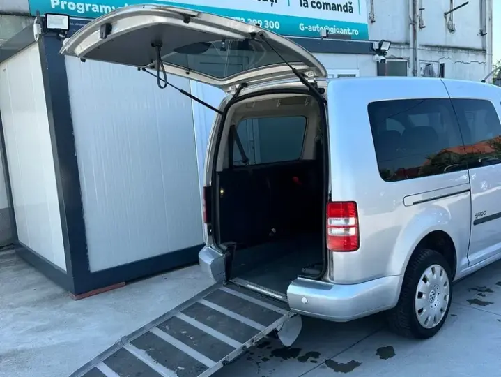 Volkswagen Caddy 1.6 DSG BMT Edition 30