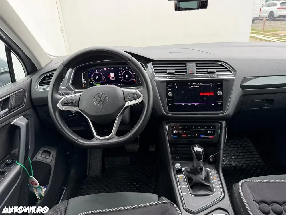 Volkswagen Tiguan — imagine 5