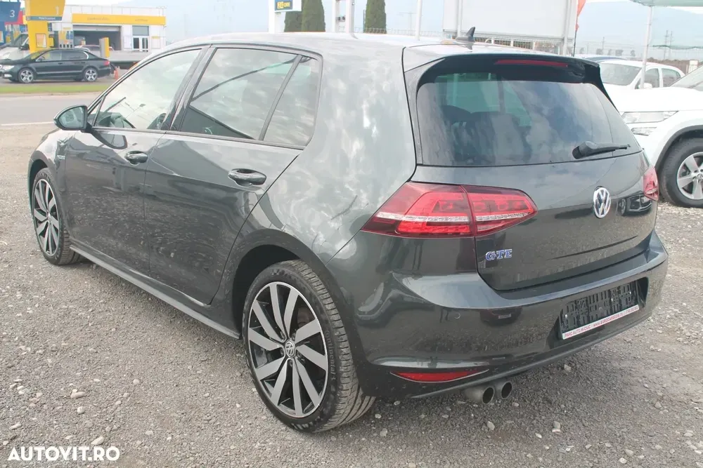 Volkswagen Golf — imagine 6