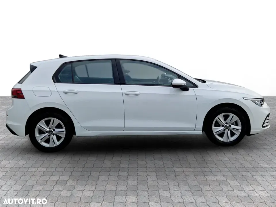 Volkswagen Golf VIII 1.5 eTSI ACT DSG MHEV Life — imagine 6