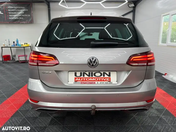 Volkswagen Golf VII 1.6 TDI SCR DSG Join