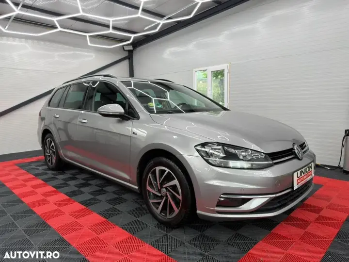 Volkswagen Golf VII 1.6 TDI SCR DSG Join
