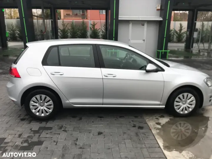 Volkswagen Golf VII 1.6 TDI BlueMotion Technology Comfortline