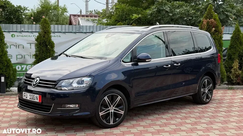 Volkswagen Sharan 2.0 TDI DSG Highline Black Style — imagine 3
