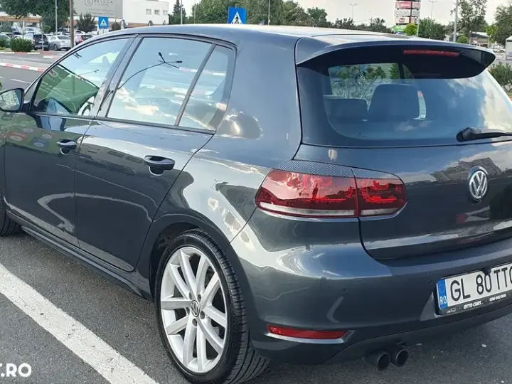 Volkswagen Golf VI 2.0 DPF GTD DSG