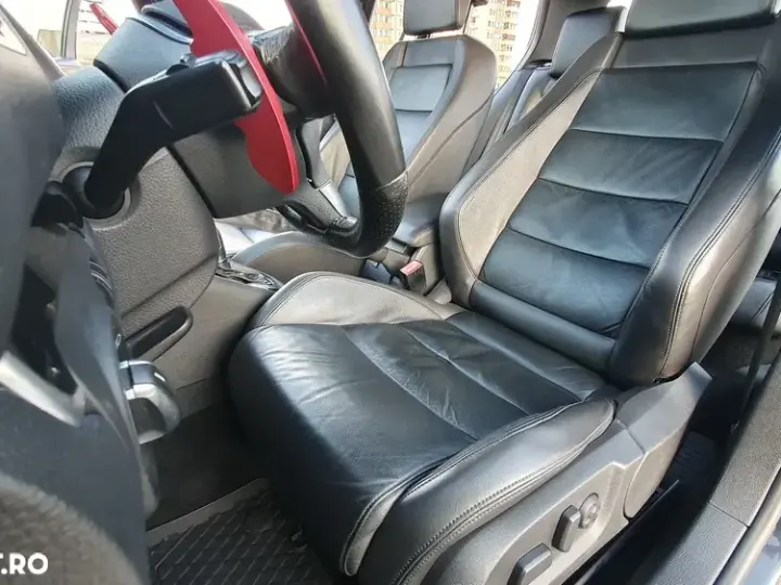 Volkswagen Golf VI 2.0 DPF GTD DSG