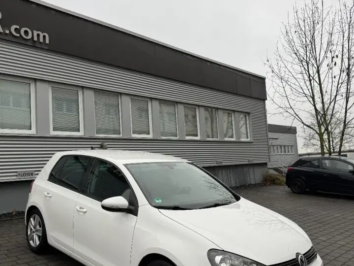Volkswagen Golf VI