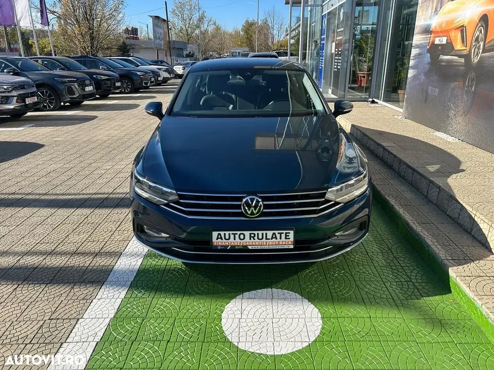 Volkswagen Passat B8 2.0 TDI DSG 4Mot Highline — imagine 2